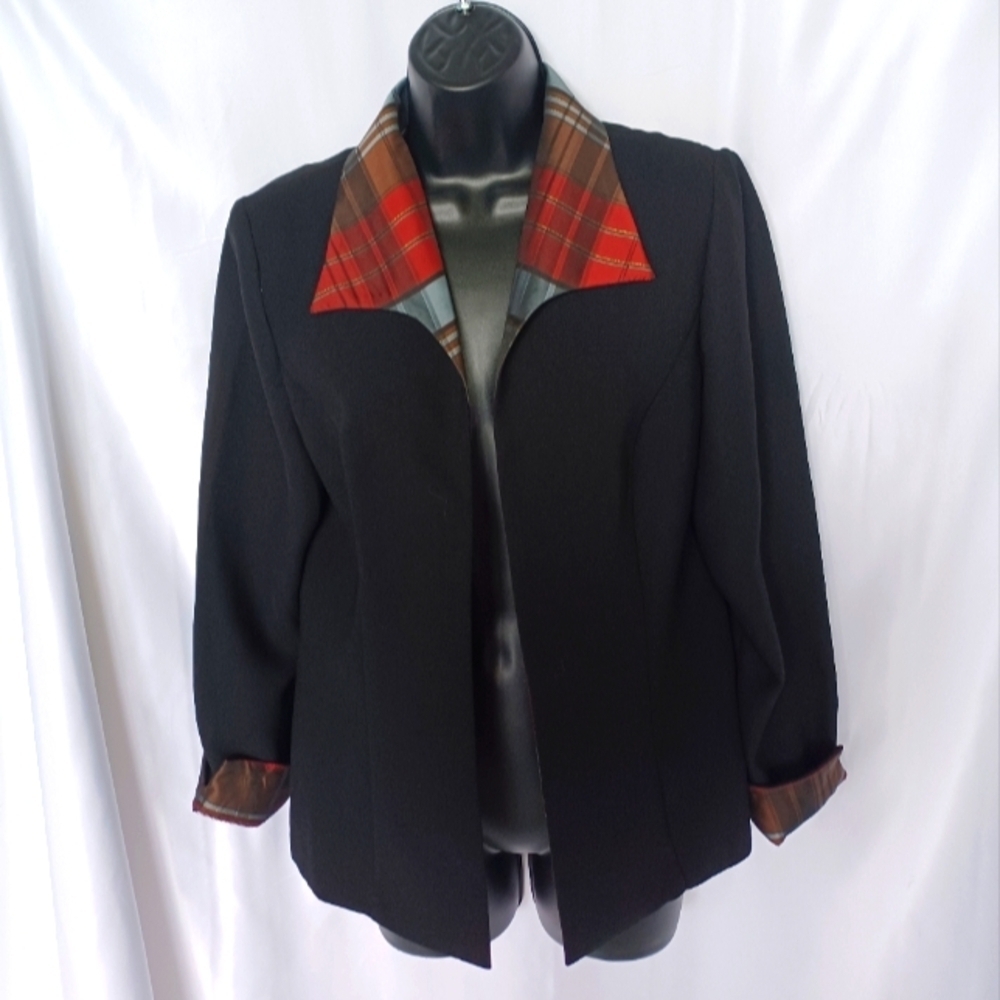 Perceptions Black/Red Plaid trim open Blazer Jacket. Size 8